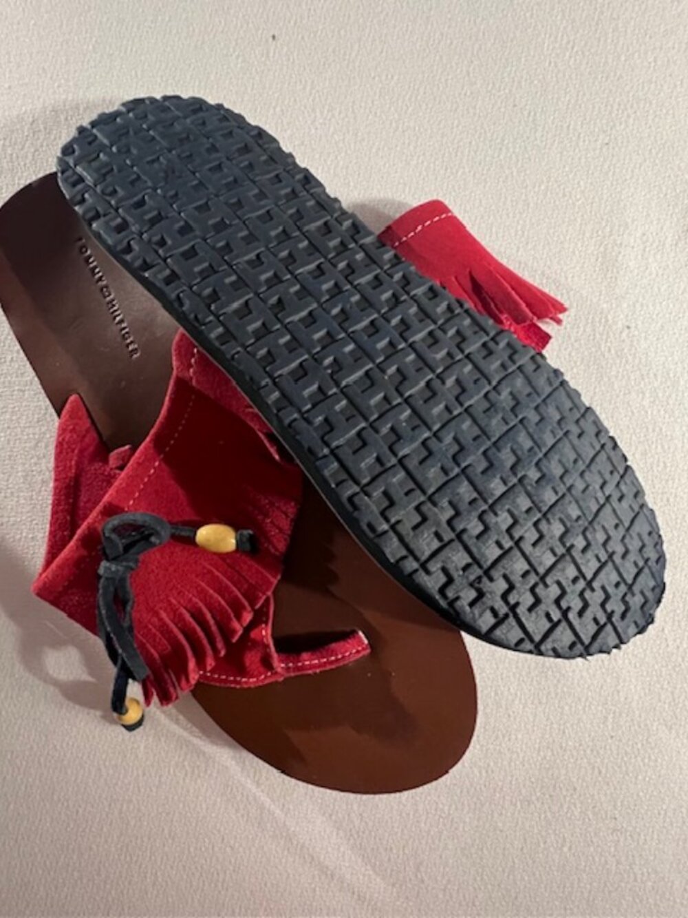 Tommy Hilfiger thong sandals red suede fringe wooden bead accents size 10.5 boho - Picture 4 of 6